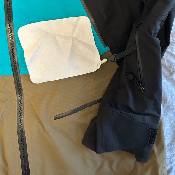 Men’s The North Face Steep Series Ski Jacket - Picture 5 of 7